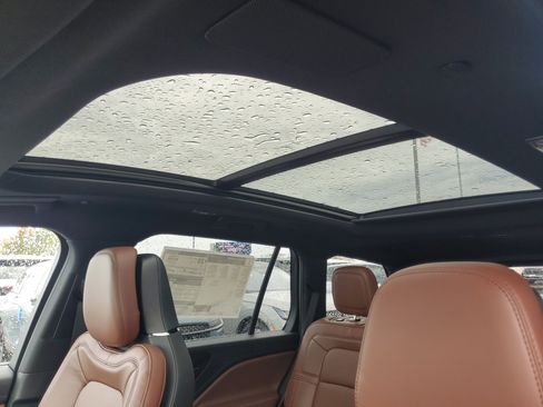 New 2026 Lincoln Aviator Reserve AWD/4WD image 10