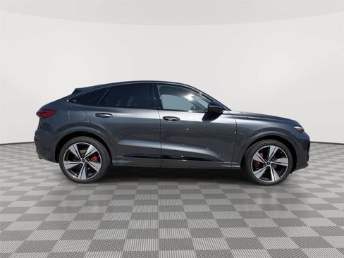 Certified 2025 Audi SQ5 Premium Plus w/ Premium Plus Package AWD/4WD image 6