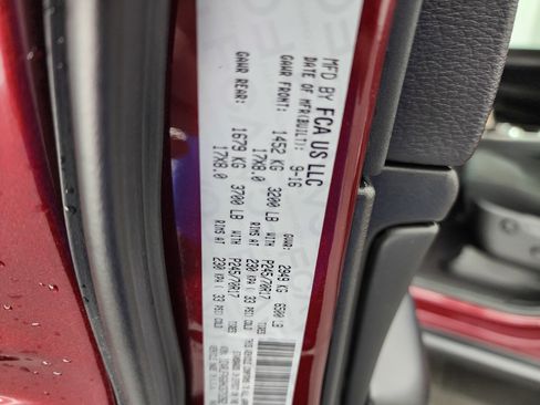 Used 2017 Jeep Grand Cherokee Laredo w/ Quick Order Package 23E image 53