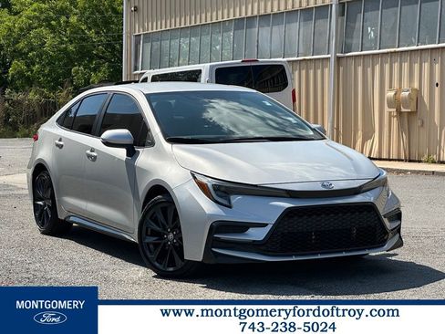 Used 2024 Toyota Corolla SE FWD image 1