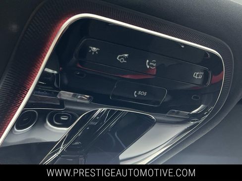 Used 2024 Mercedes-Benz GLC 43 AMG 4MATIC image 34