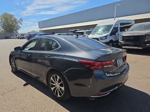 Used 2016 Acura TLX FWD image 4