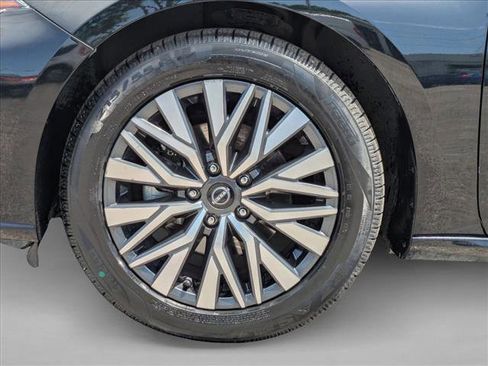 Used 2024 Nissan Altima 2.5 SV FWD image 22