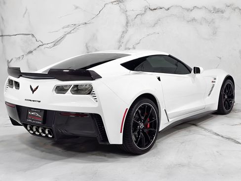 Used 2017 Chevrolet Corvette Z06 image 11