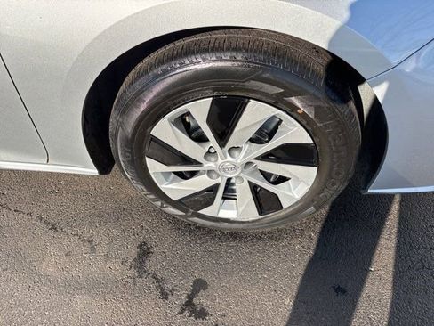 Used 2024 Nissan Altima 2.5 S image 41