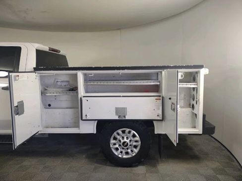 Used 2022 Chevrolet Silverado 2500 W/T w/ WT Fleet Convenience Package image 5