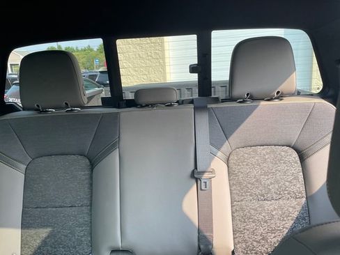 Certified 2024 Chevrolet Colorado ZR2 w/ Technology Package image 39