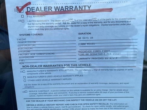 Used 2015 Nissan Versa Note SV FWD image 16