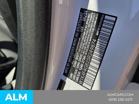 Used 2025 Mercedes-Benz C 300 Sedan image 20