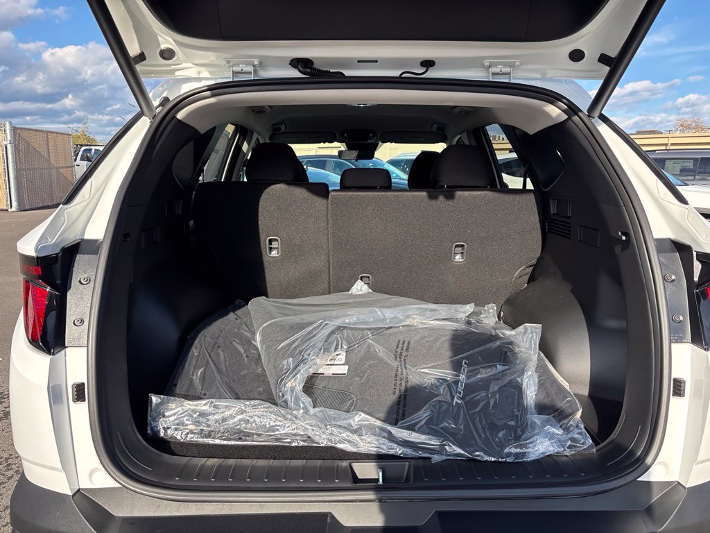 New 2026 Hyundai Tucson SEL w/ Tow & Go Package AWD/4WD image 11