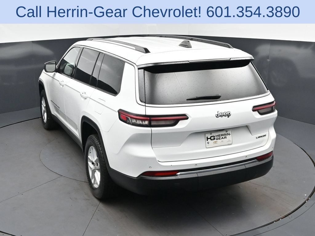 Used 2023 Jeep Grand Cherokee L Laredo RWD image 33