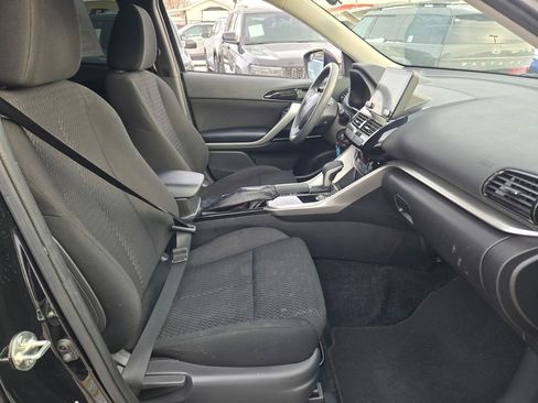 Used 2023 Mitsubishi Eclipse Cross LE image 7