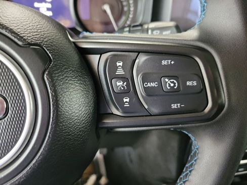 Used 2024 Jeep Wrangler Unlimited Rubicon 4xe AWD/4WD image 46
