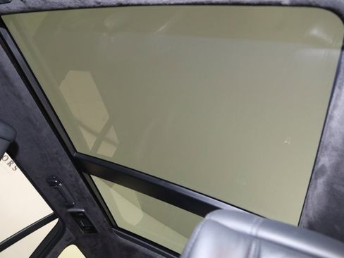 Used 2020 Land Rover Range Rover Autobiography image 10