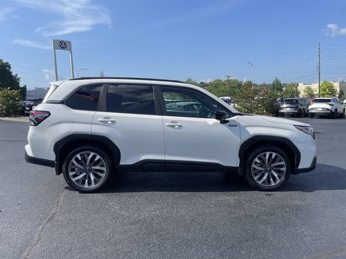 Used 2025 Subaru Forester Touring w/ Protection Package (1PH) AWD/4WD image 4