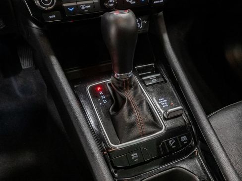 Certified 2025 Jeep Compass Trailhawk w/ Sun & Sound Group AWD/4WD image 23