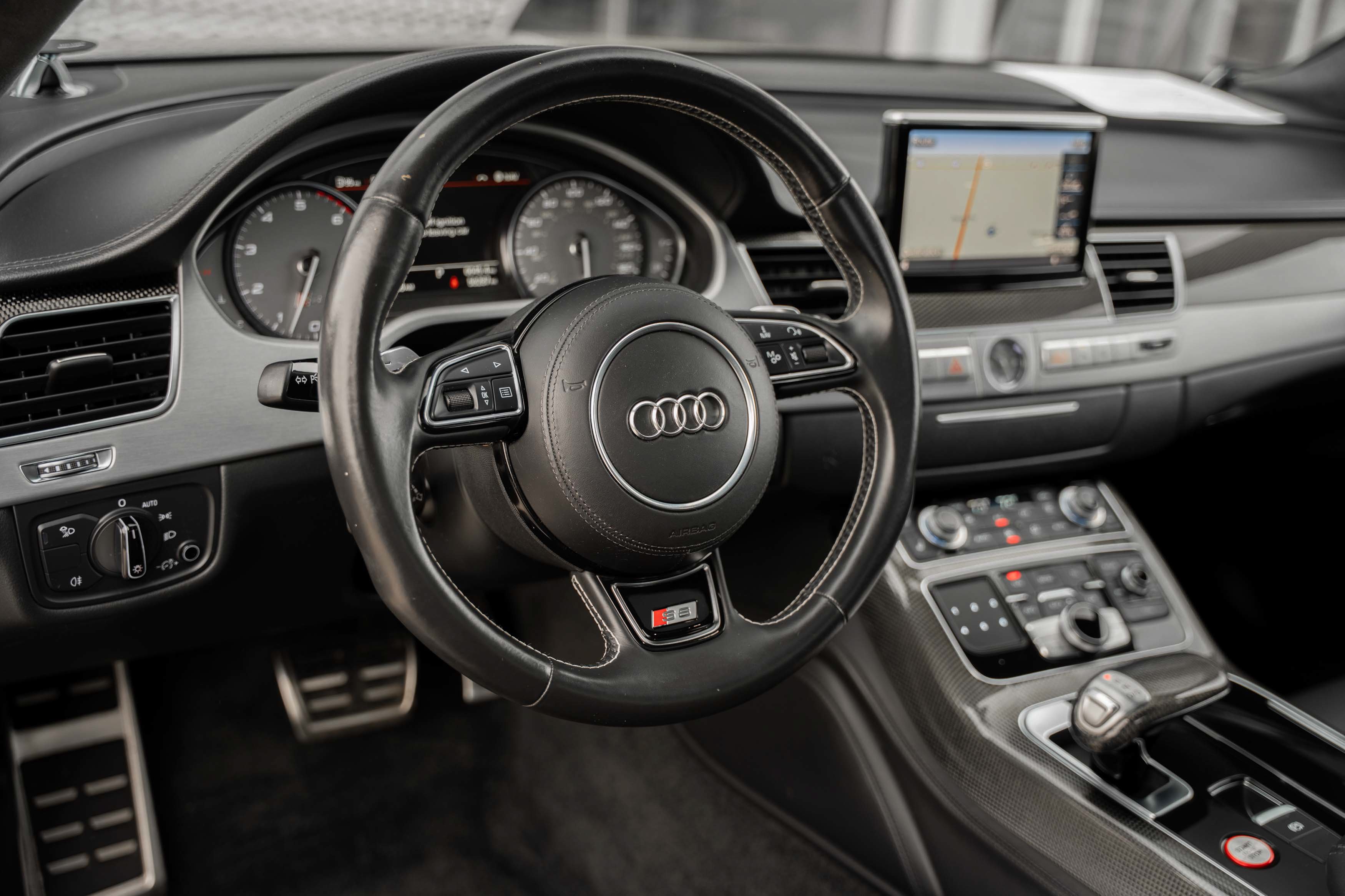 Used 2014 Audi S8 AWD/4WD image 12