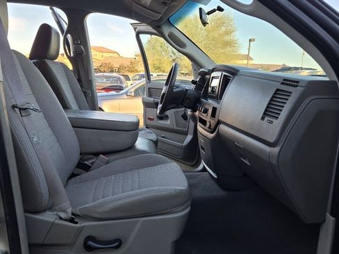 Used 2008 Dodge Ram 1500 Truck ST image 13