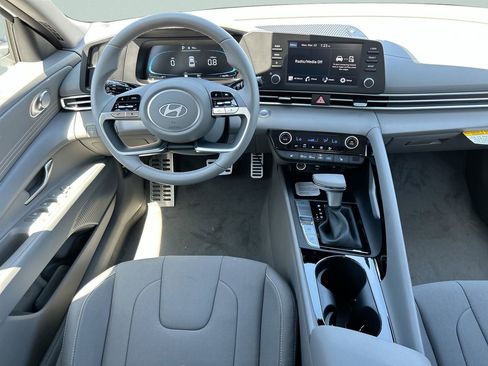 New 2026 Hyundai Elantra SEL Sport Premium FWD image 21
