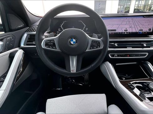 Certified 2026 BMW X6 xDrive40i image 6