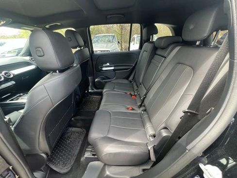 Used 2022 Mercedes-Benz GLB 250 4MATIC image 18
