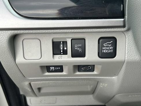 Used 2017 Subaru Forester 2.5i Limited w/ Popular Package #1 AWD/4WD image 33