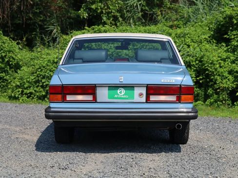 Used 1989 Rolls-Royce Silver Spur image 5