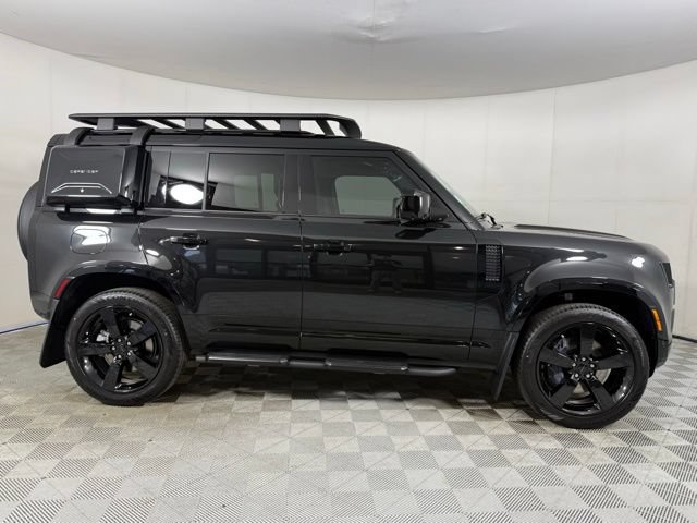 New 2026 Land Rover Defender 110 X-Dynamic SE AWD/4WD image 10
