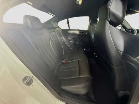 Used 2019 BMW M5 w/ Executive Package image 27