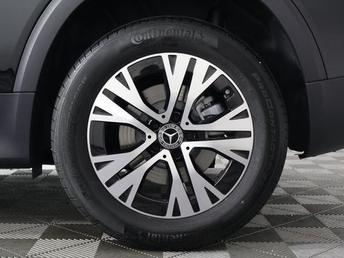 New 2026 Mercedes-Benz GLB 250 image 10