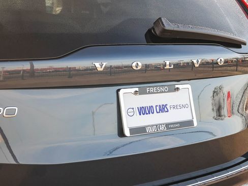 New 2026 Volvo XC90 T8 Ultra w/ Protection Package Premier image 12