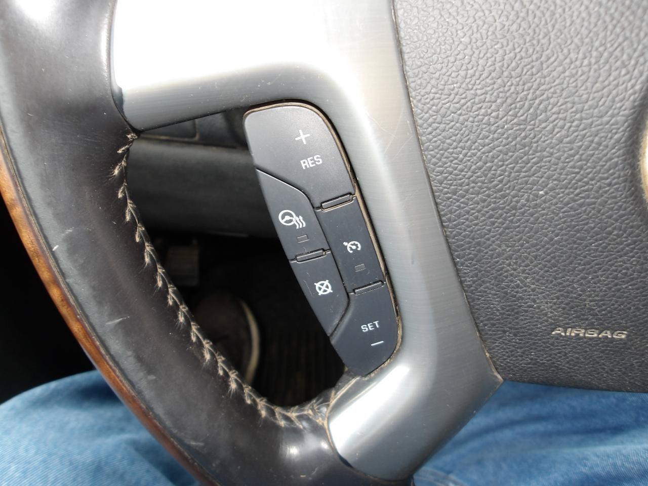 Used 2008 GMC Yukon XL Denali AWD/4WD image 18