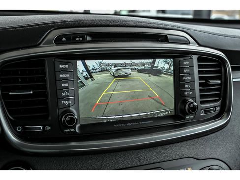 Used 2018 Kia Sorento SX image 20