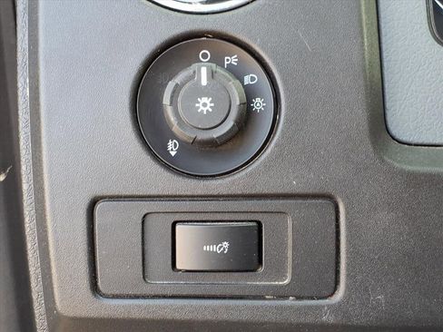 Used 2014 Ford F150 XLT w/ Equipment Group 302A Luxury image 22