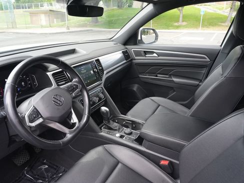 Used 2020 Volkswagen Atlas Cross Sport SEL AWD/4WD image 9