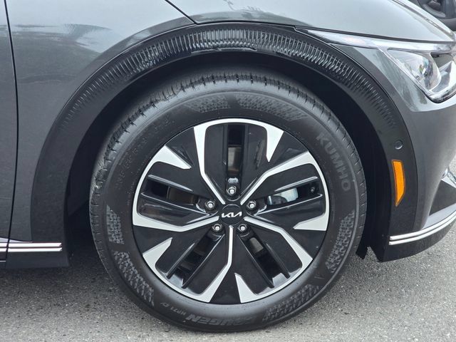 Certified 2024 Kia EV6 Wind w/ Wind Technology Package AWD/4WD image 11