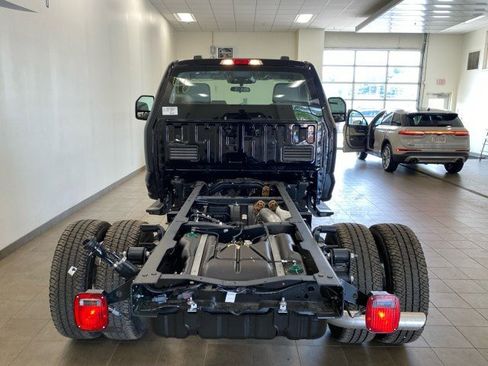New 2025 Ford F350 XL w/ XL Chrome Package image 6