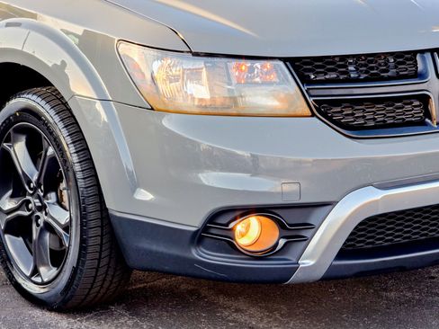 Used 2020 Dodge Journey Crossroad image 8