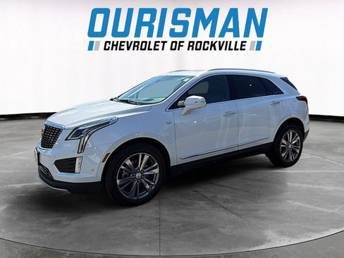 Used 2025 Cadillac XT5 Premium Luxury w/ Technology Package AWD/4WD image 2