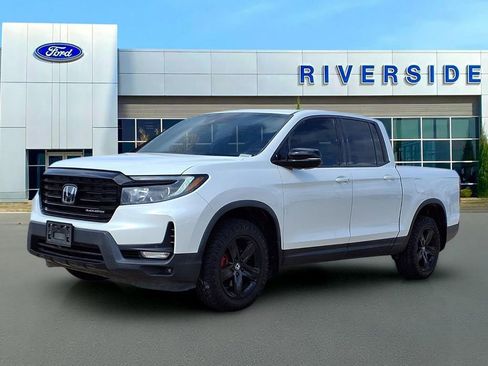 Used 2021 Honda Ridgeline Black Edition image 3