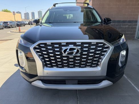 Used 2022 Hyundai Palisade SEL w/ Premium Package FWD image 10