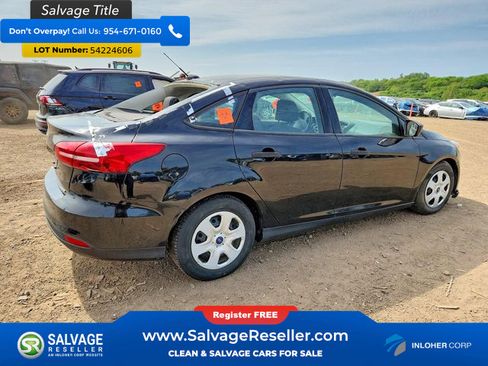 Used 2016 Ford Focus S FWD image 4