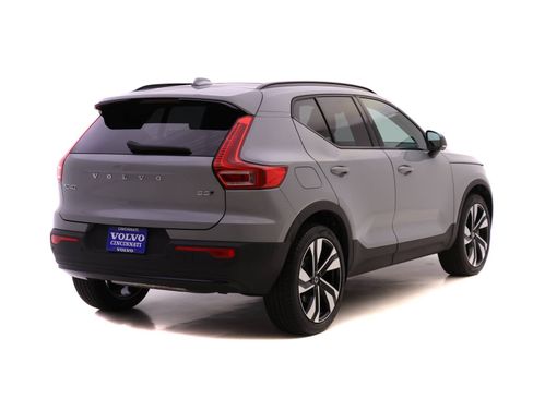 Certified 2024 Volvo XC40 B5 Plus w/ Protection Package Premier image 4