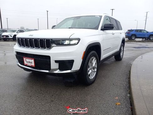 Used 2024 Jeep Grand Cherokee L Laredo image 16