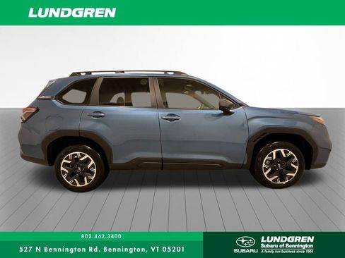 New 2025 Subaru Forester Premium image 8