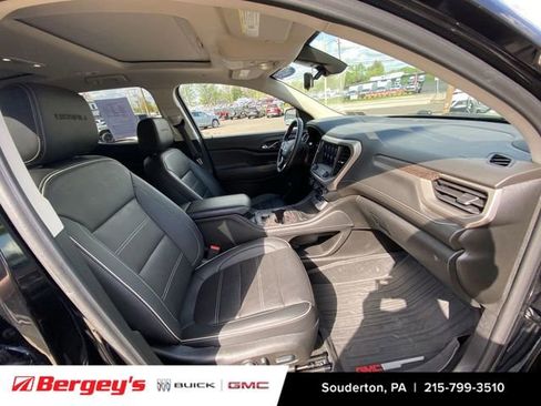 Certified 2023 GMC Acadia Denali w/ Black Diamond Edition AWD/4WD image 32