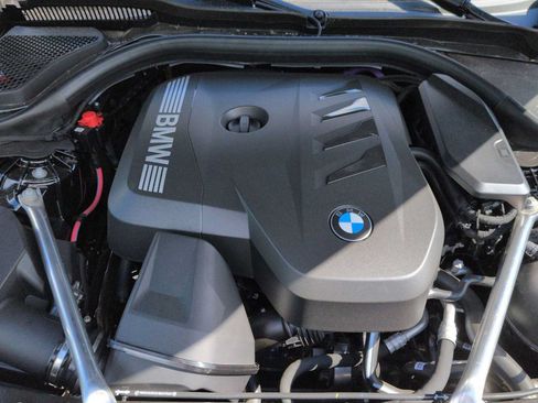 Used 2027 BMW 530i xDrive w/ M Sport Package AWD/4WD image 15