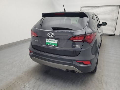Used 2018 Hyundai Santa Fe Sport image 7