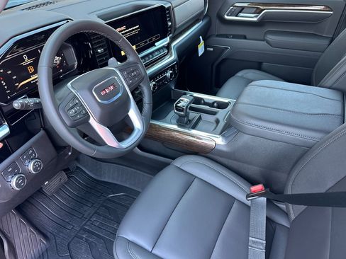New 2026 GMC Sierra 1500 Elevation w/ Elevation Premium Package image 8