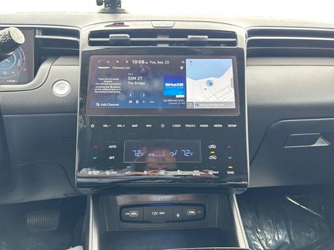 Used 2024 Hyundai Tucson Limited image 21